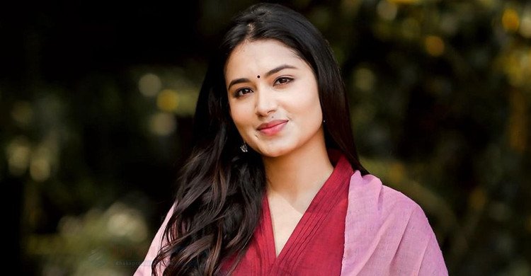 মজারুর ক্ষুদে গণিতবিদদের মিলনমেলায় অংশ নিচ্ছেন তাসনিয়া ফারিণ